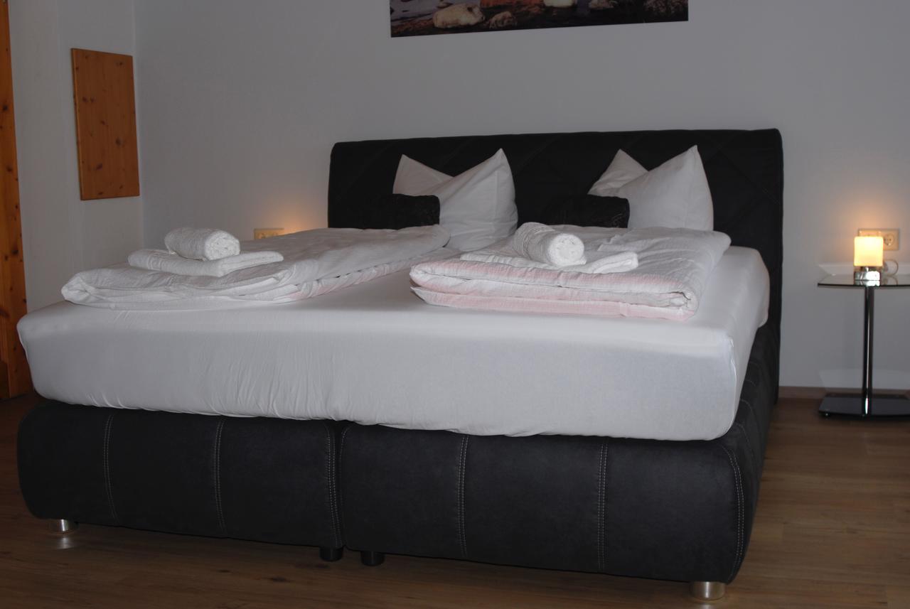 Adler Treuchtlingen Hotel Екстериор снимка